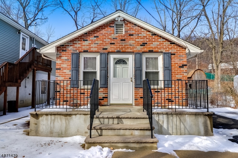 6 Park Dr, Oakland, NJ 07436 - photo 1