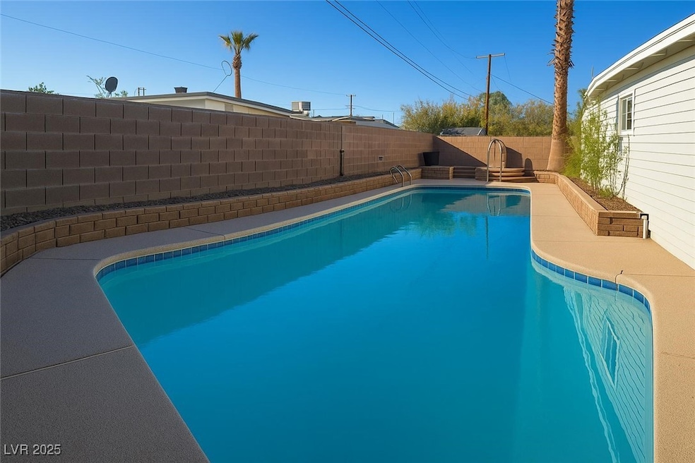 349 Upland Blvd, Las Vegas, NV 89107 - photo 1