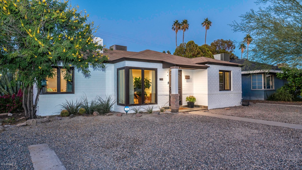 1226 E Almeria Rd-4