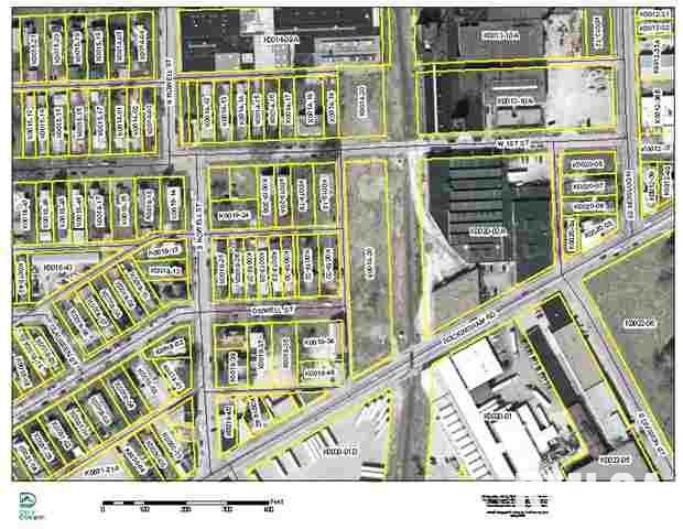 1802 W 1st St, Davenport, IA 52802 - photo 1