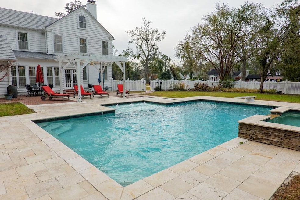For Sale $950,000