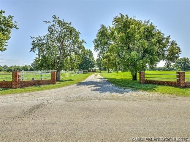 24390 N 3990 Rd, Bartlesville, OK 74006 - photo 1