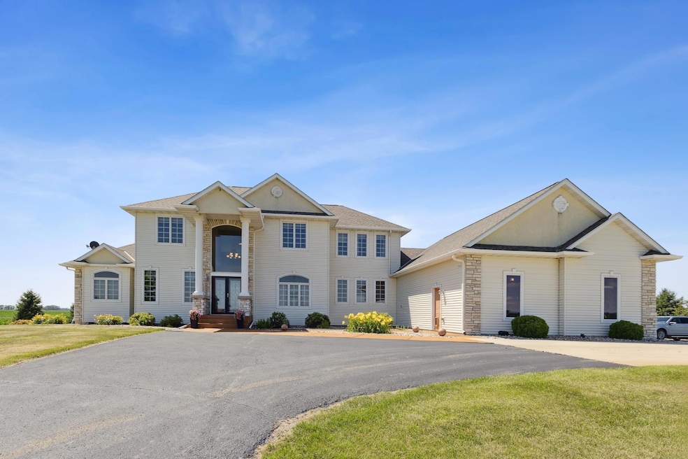 For Sale $999,900 • Co-Listing Agent
