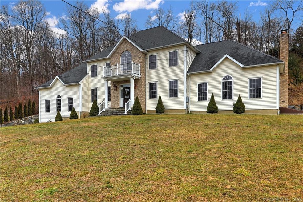 1340 Straits Turnpike, Middlebury, CT 06762 - photo 1