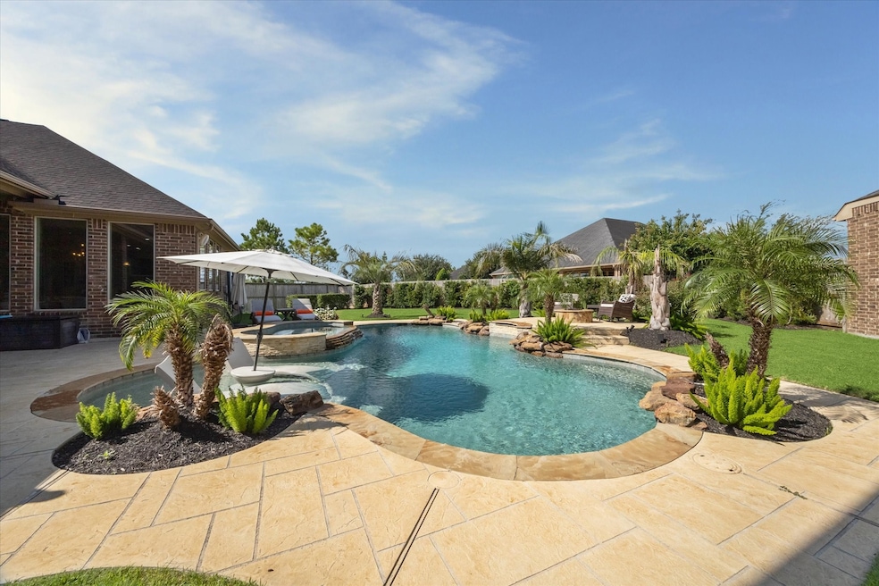 Pending $675,000 • Co-Listing Agent