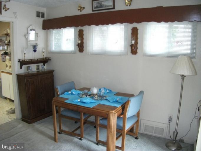 1916 Wellesley Dr, Alexandria, VA 22307 - photo 1