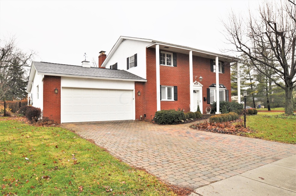 Classic Colonial Styling!