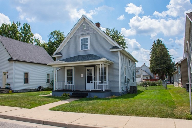 Welcome home to 127 E. Marion St.!