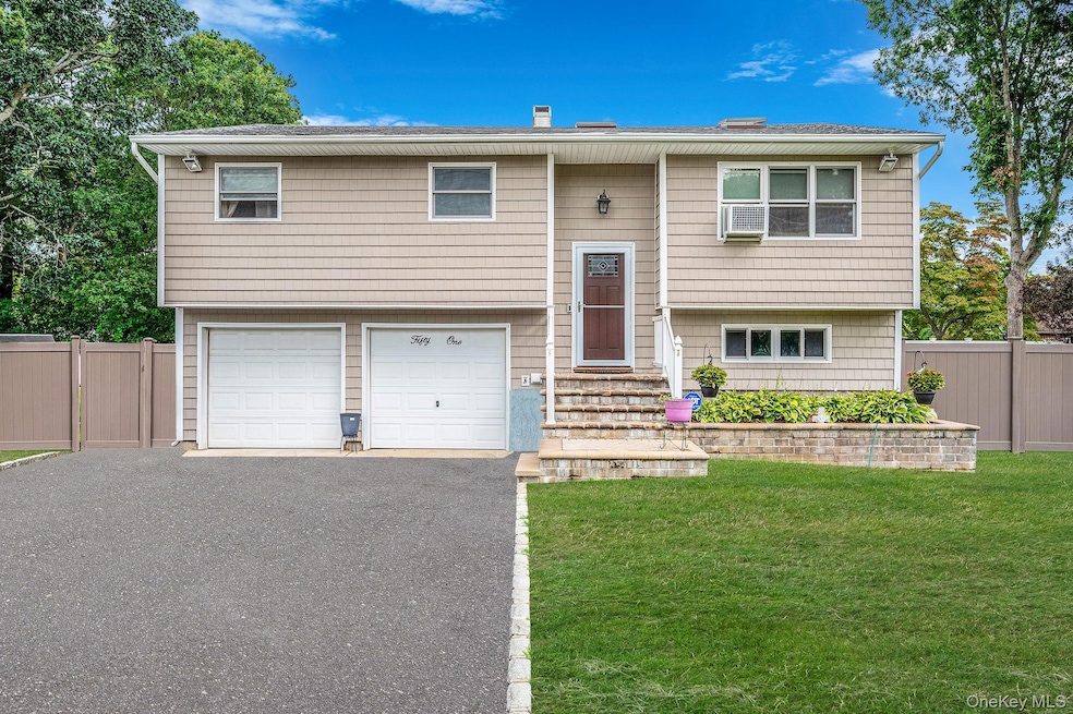 Sold $700,000 • Co-Listing Agent