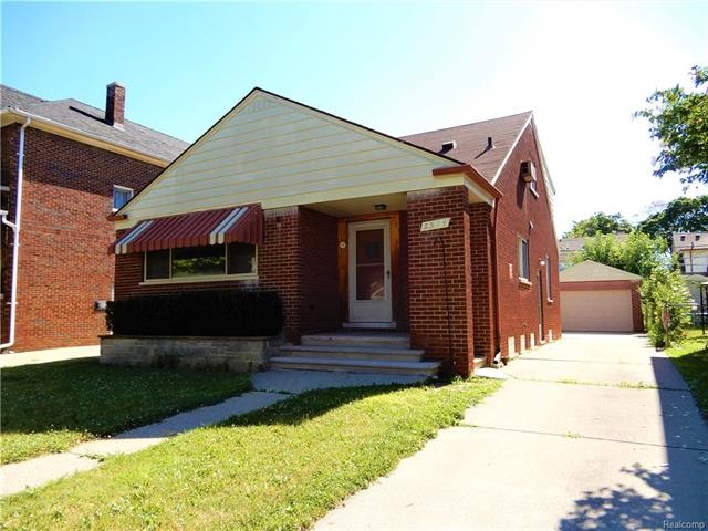 5 BEDROOM BRICK