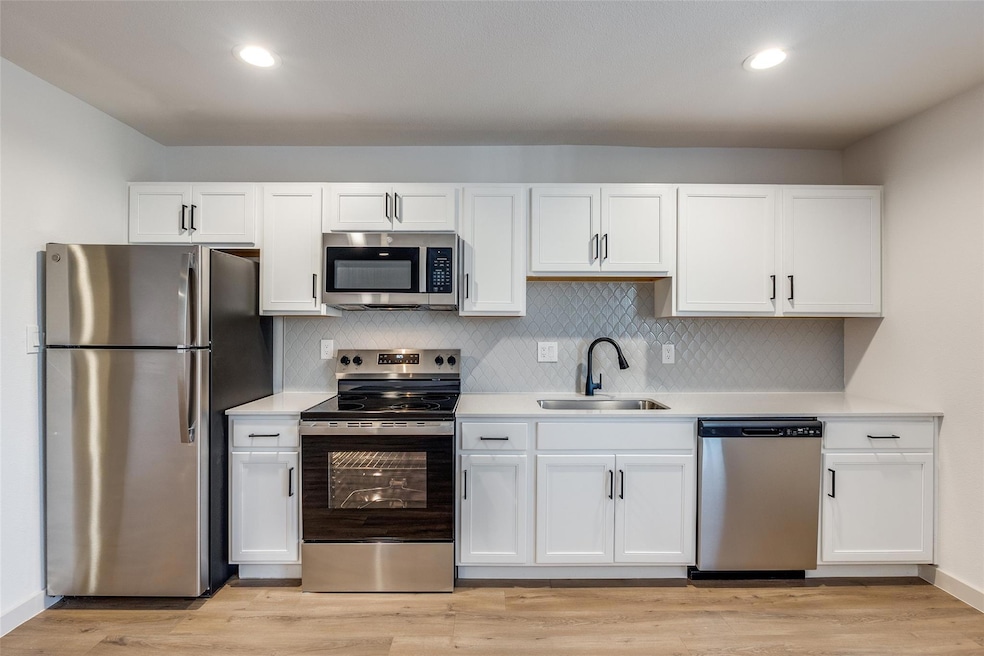 For Rent $1,225/month