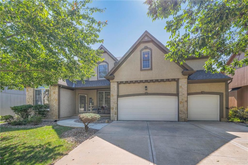 4523 Grove St, Shawnee, KS 66226 - photo 1