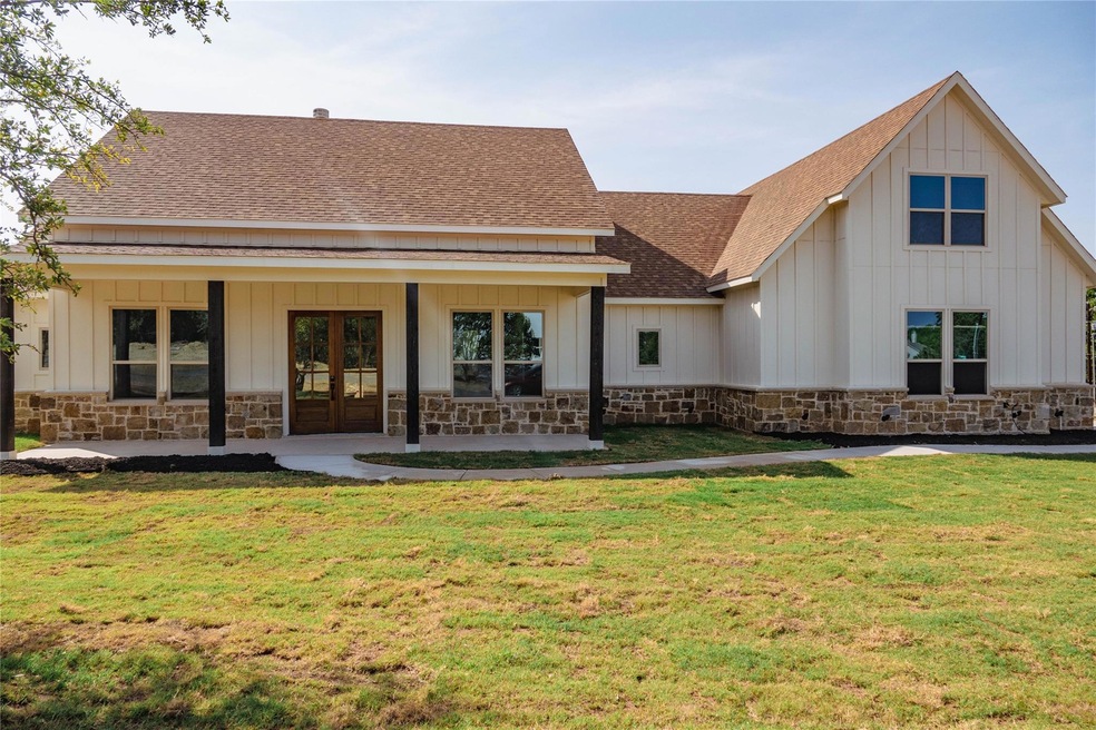 121 Revere Dr, Weatherford, TX 76088 - photo 1