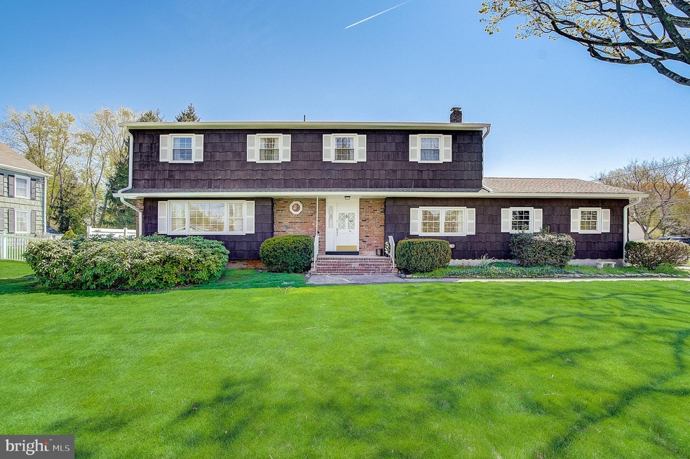 2 Drew Ln, East Windsor, NJ 08520 - photo 1