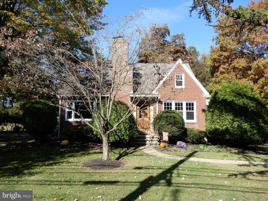 1982 W Point Pike, Lansdale, PA 19446 - photo 1