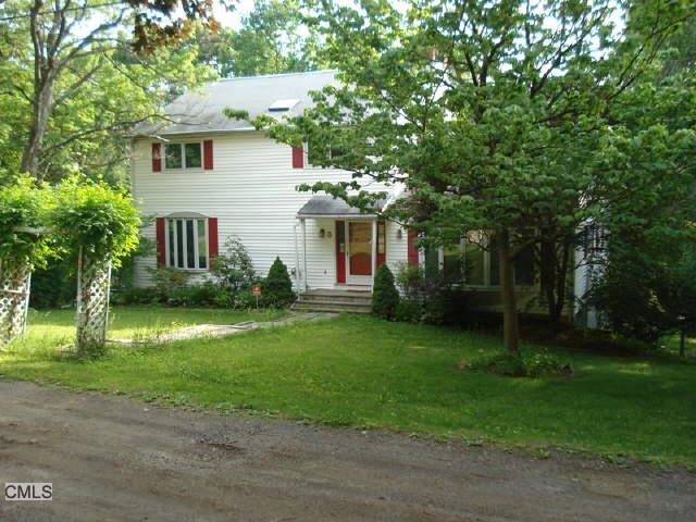 3 Cypress St, New Fairfield, CT 06812 - photo 1