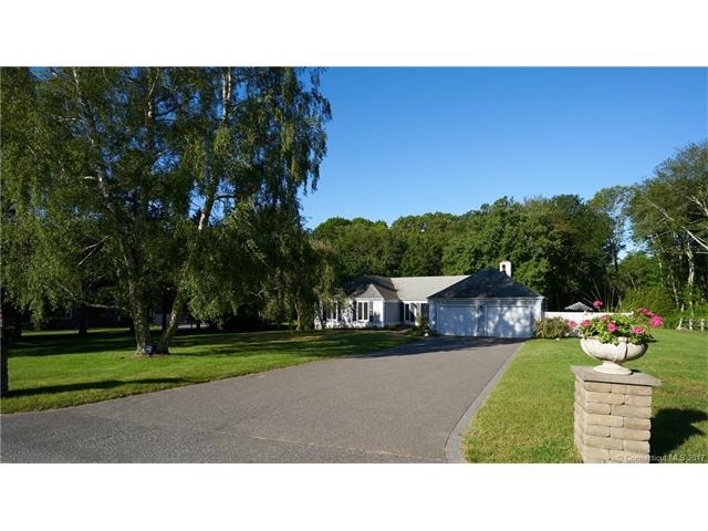 55 Coult Ln, Old Lyme, CT 06371 - photo 1