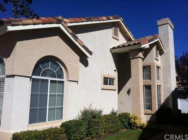 Fabulous one level condo with private side entry