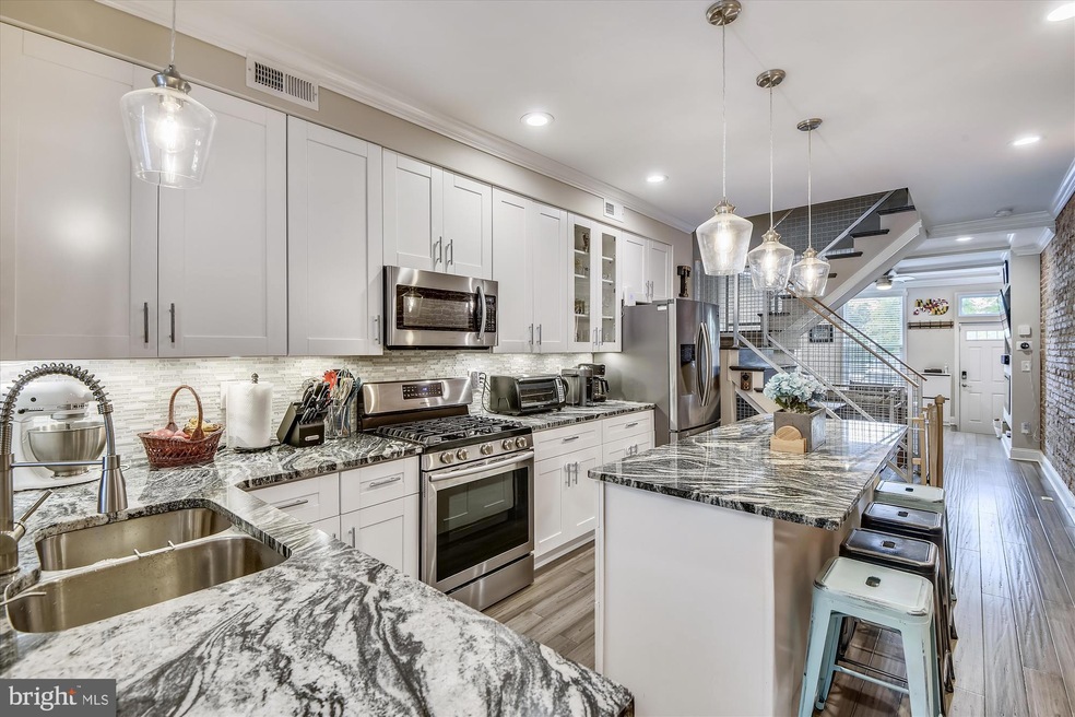 1433 Lowman St, Baltimore, MD 21230 - photo 1