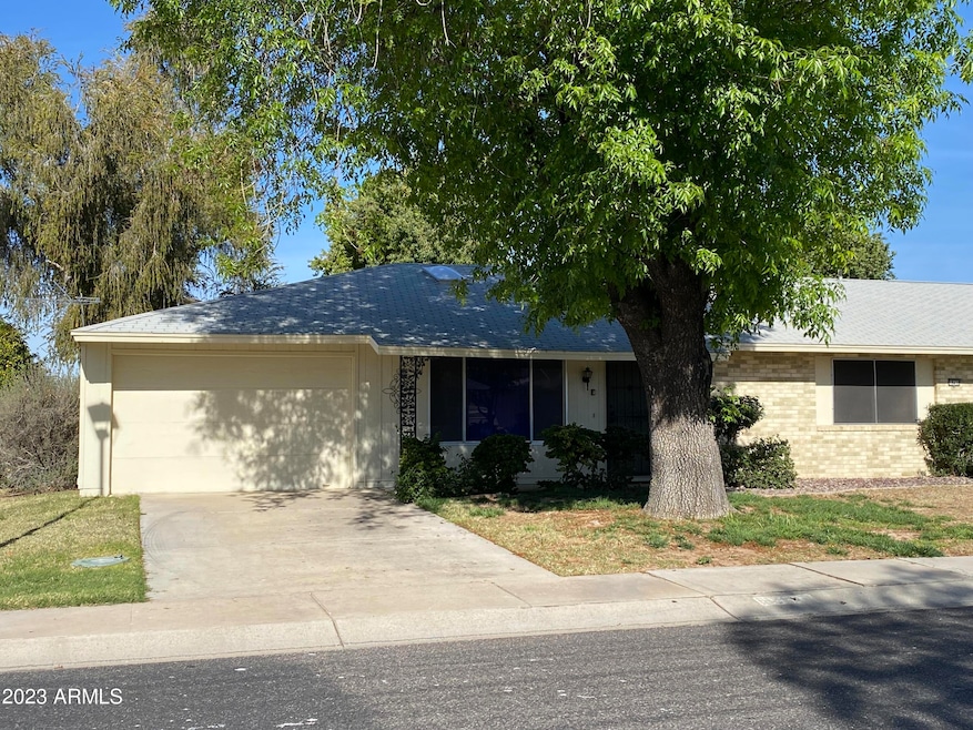 18430 N Conestoga Dr, Sun City, AZ 85373 - photo 1