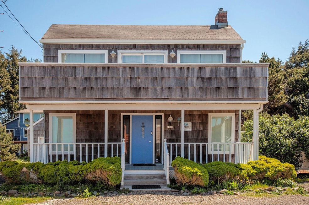 1438 SW Coast Ave, Lincoln City, OR 97367 - photo 1
