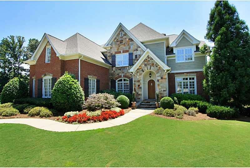 Exterior Front. WELCOME HOME!