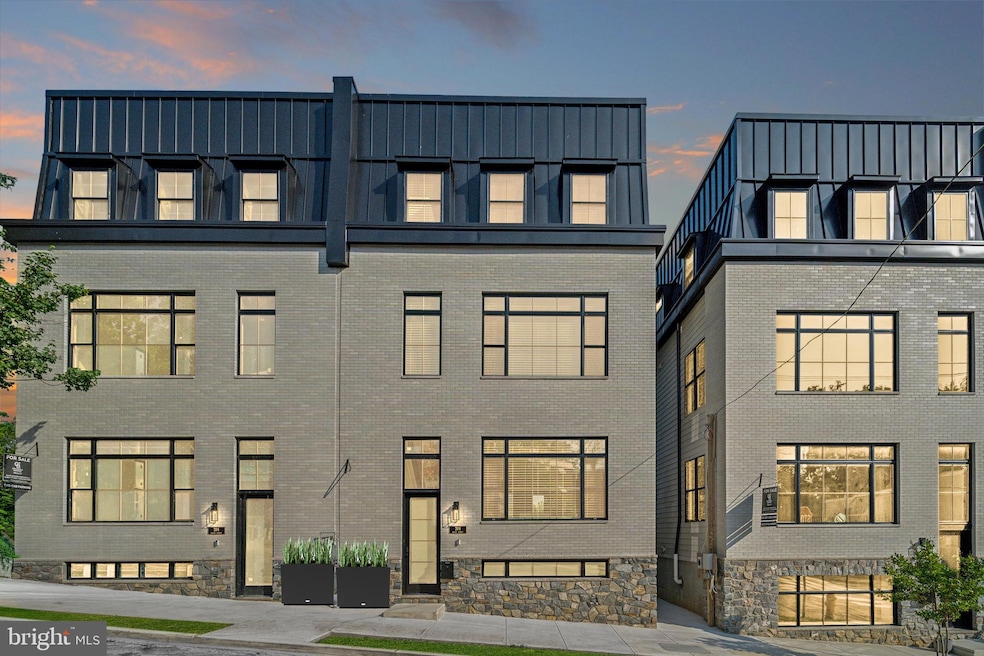 For Sale $1,299,000 • Co-Listing Agent