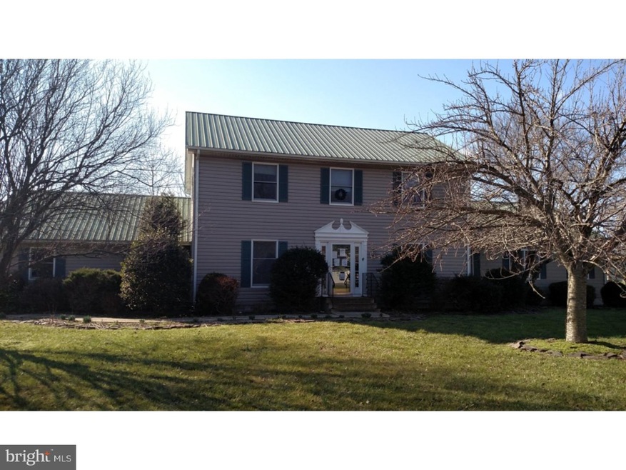 315 Elizabeth Ave, Harrington, DE 19952 - photo 1