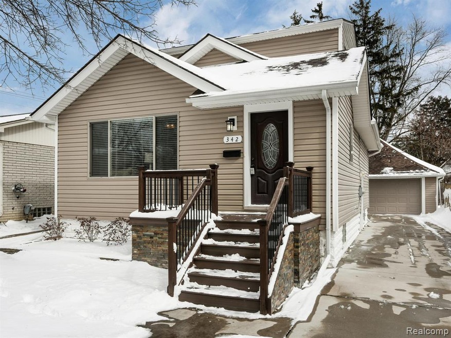 342 N Marias Ave Clawson MI-024-020-342 North Mari