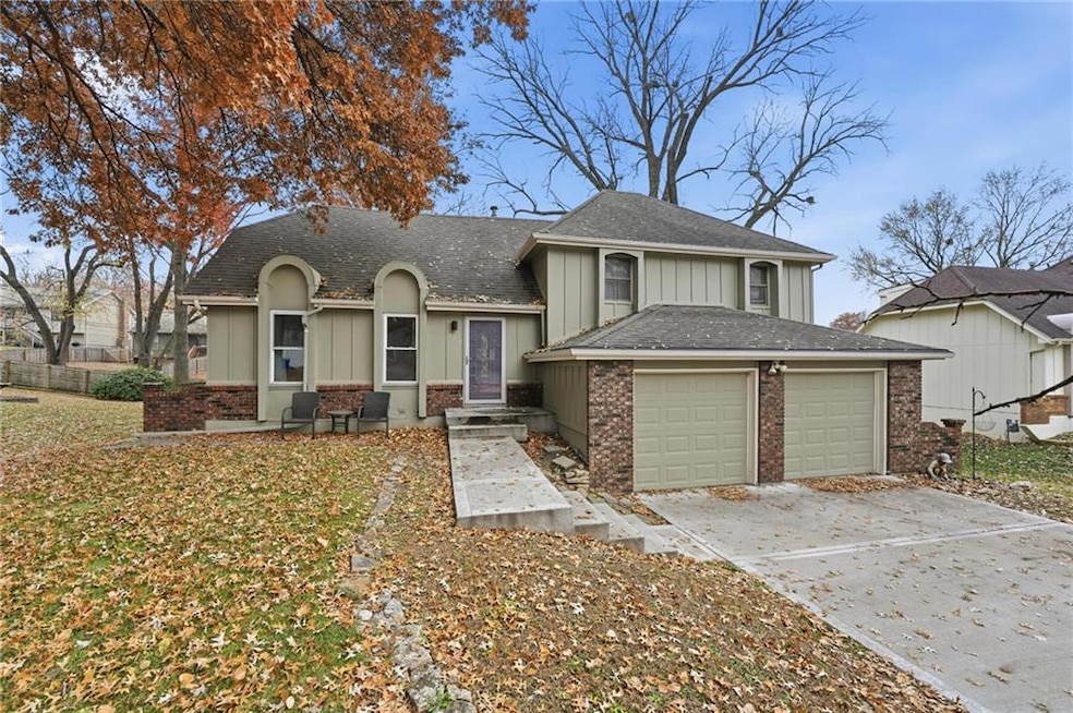 9201 W 48th Terrace, Shawnee, KS 66203 - photo 1