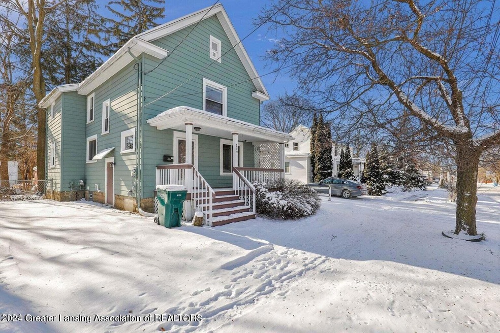 319 W Kilborn St, Lansing, MI 48906 - photo 1