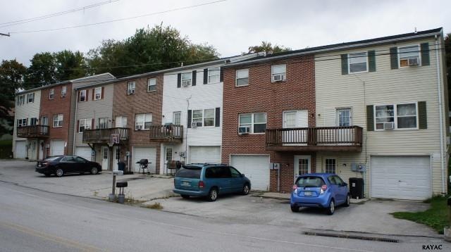 7 Townhouses  42-54 N Front Street