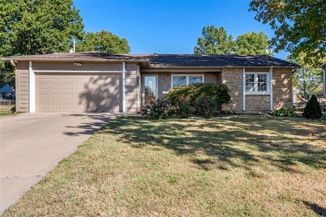 11120 W 70th Terrace, Shawnee, KS 66203 - photo 1