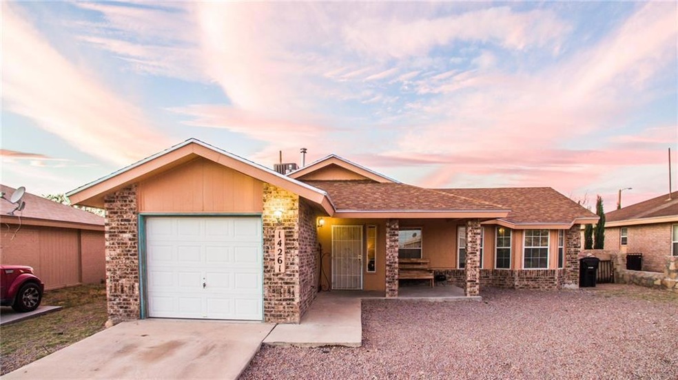 14261 Bryce Dr, Horizon City, TX 79928 - photo 1