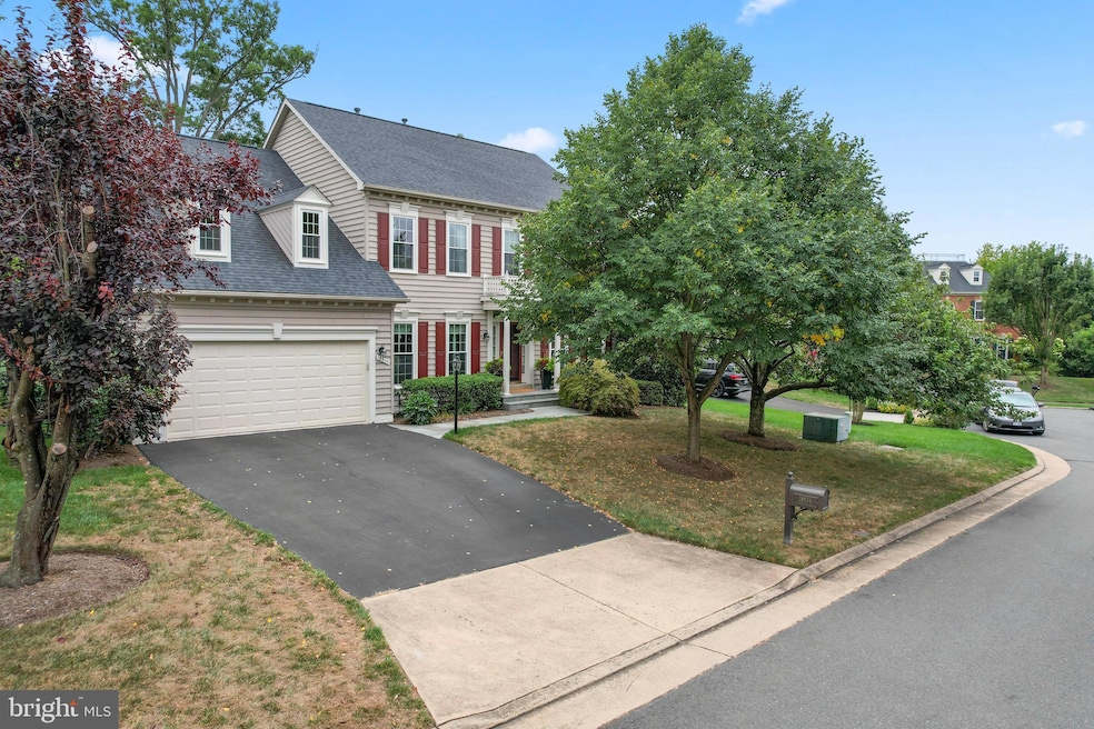 Sold $965,000 • Co-Listing Agent