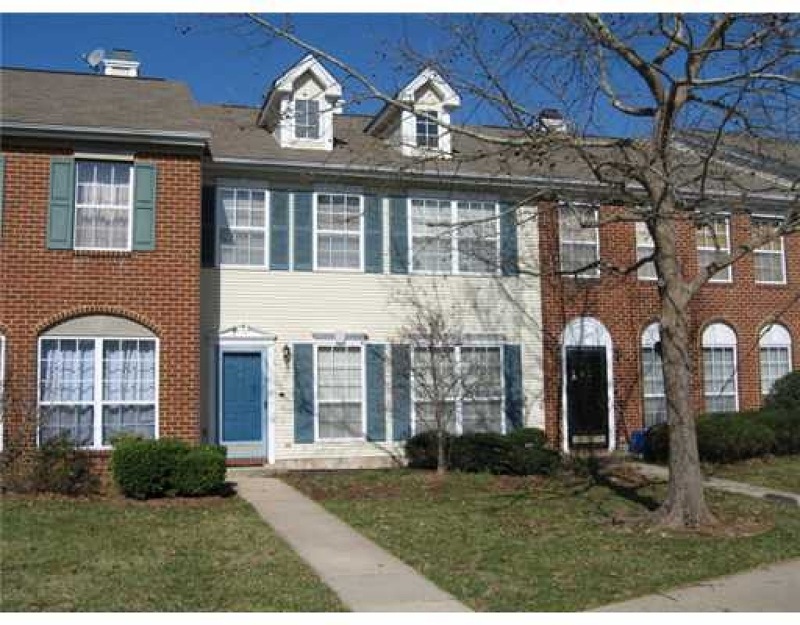 3 Hudson Ct, Franklin Park, NJ 08823 - photo 1