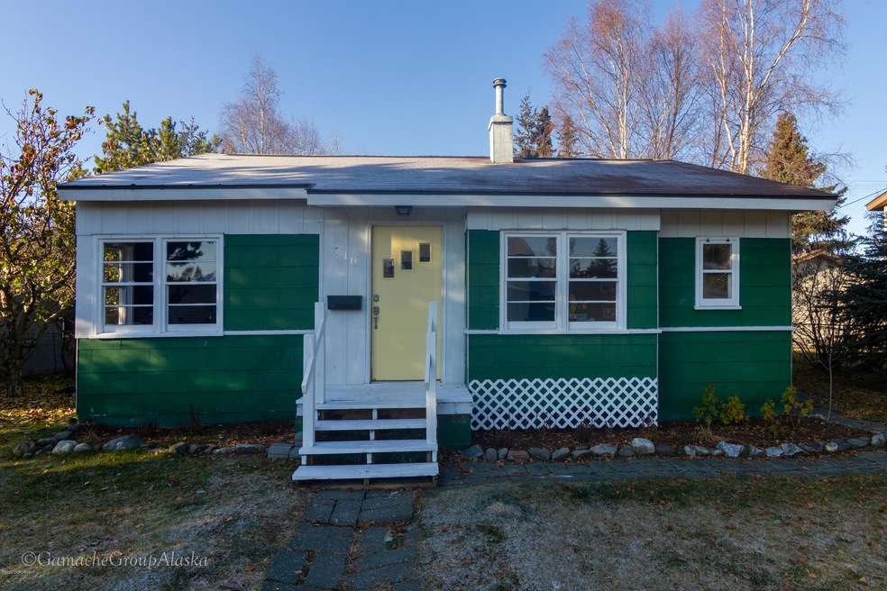710 Ash Place