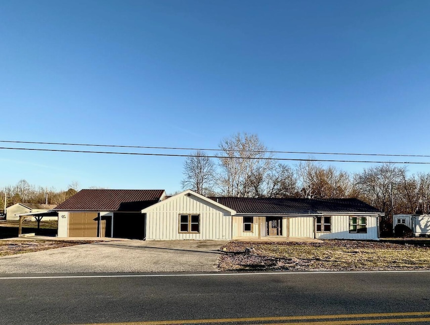 2325 Sharkey Rd, Morehead, KY 40351 - photo 1