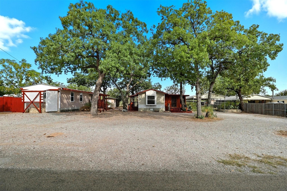 703 & 703A Driftwood Ln, Cottonwood Shores, TX 78657 - photo 1