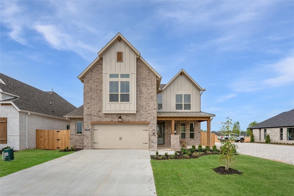 For Sale $521,550 • Co-Listing Agent