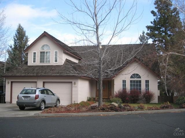 2937 NE Lotno Dr, Bend, OR 97701 - photo 1