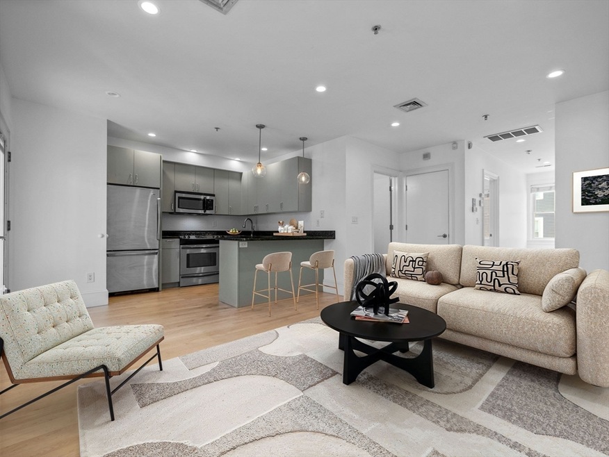 Sold $579,000 • Co-Listing Agent