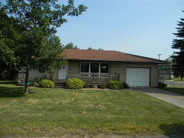 803 1st St, Duluth, MN 55810 - photo 1