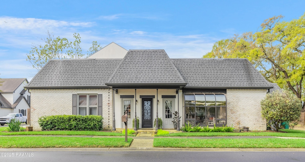 111 Cobblestone-1