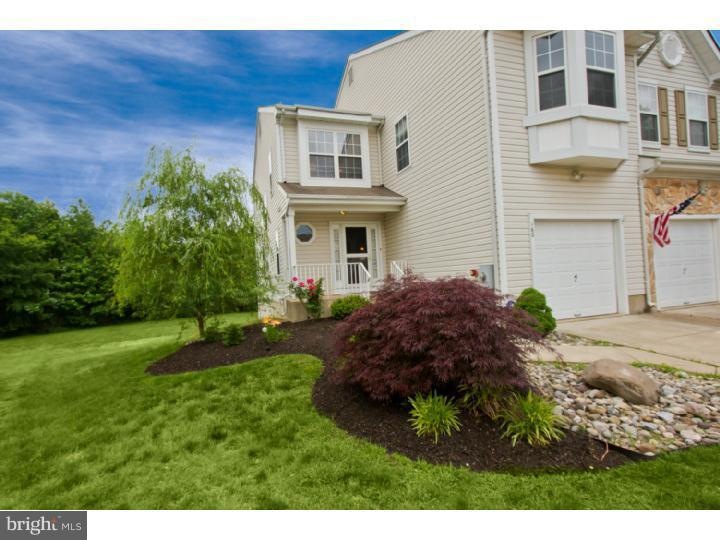 160 Buckingham Way, Mount Laurel, NJ 08054 - photo 1