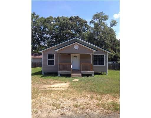 101 Ray St, Pineville, LA 71360 - photo 1