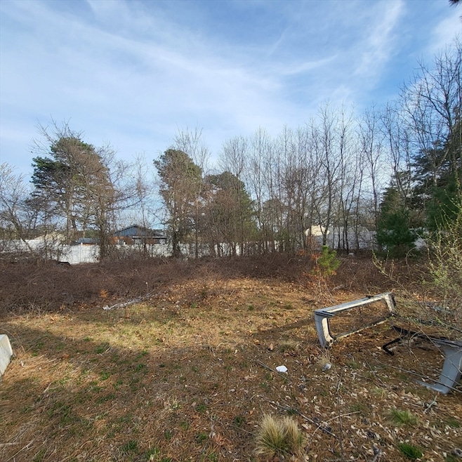 81 Maple Springs Rd, Wareham, MA 02571 - photo 1