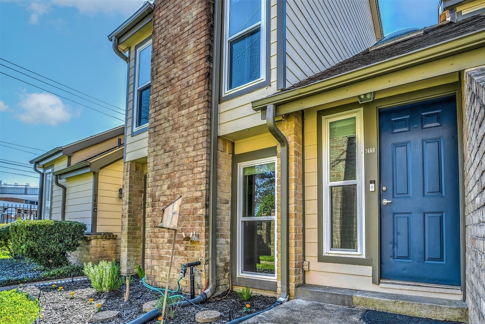 Beautiful and fully remodeled townhome in private gated community for lease.