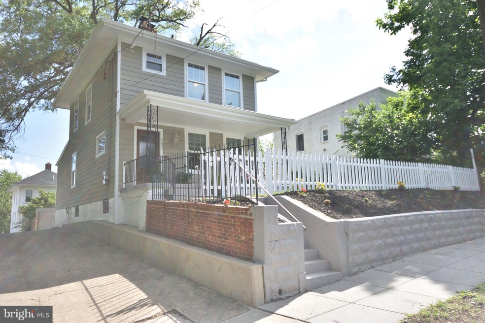 4257 Dix St NE, Washington, DC 20019 - photo 1