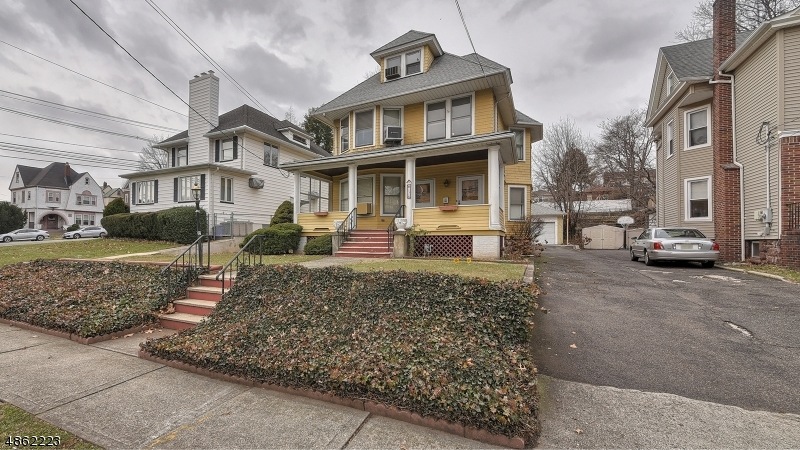 124 Meade Ave, Passaic, NJ 07055 - photo 1